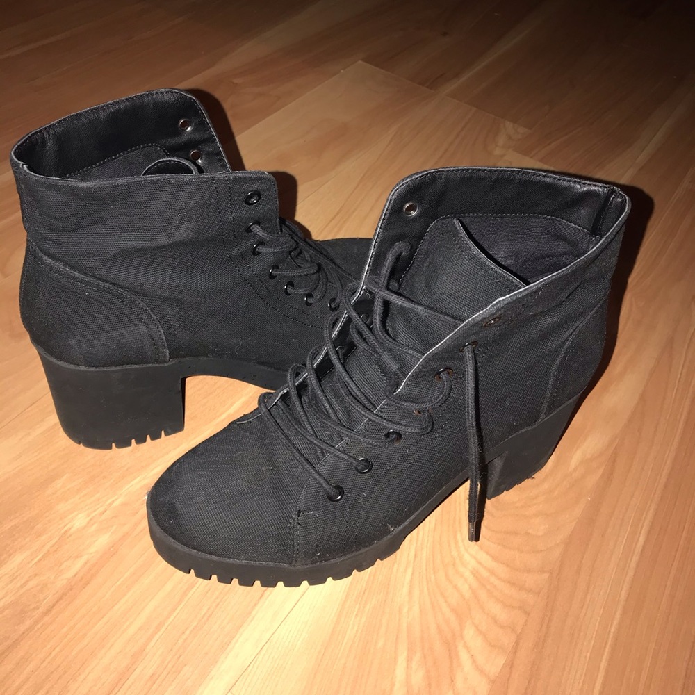 Forever 21 booties